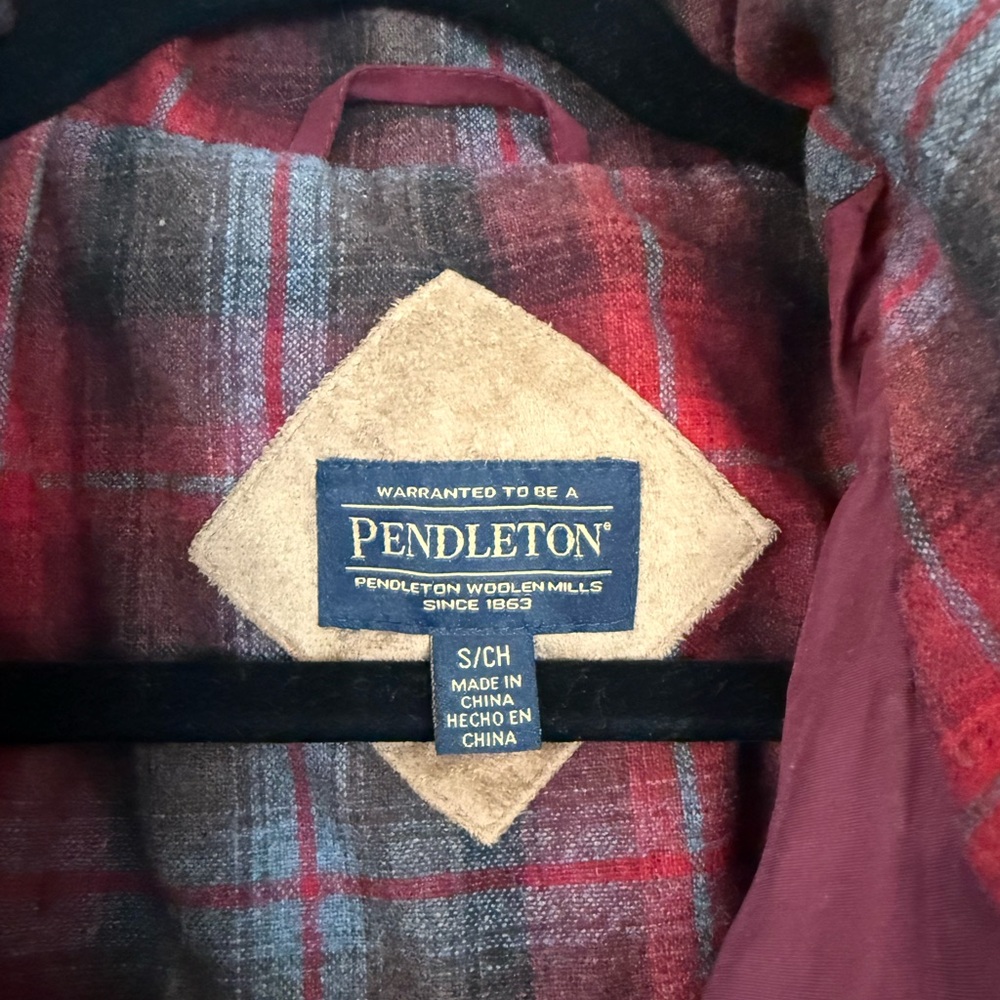 Pendleton maroon jacket. - image 3